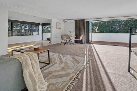 Photo of property in 6 Mataura Place, Clover Park, Auckland, 2019