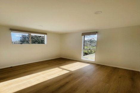 Photo of property in 3 St Margaret Place, West Harbour, Auckland, 0618