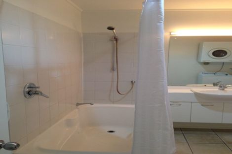 Photo of property in Santa Fe, 11/21 Day Street, Auckland Central, Auckland, 1010