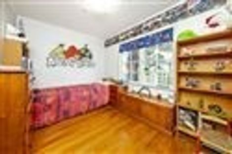 Photo of property in 8 Cargill Street, Papakura, 2110