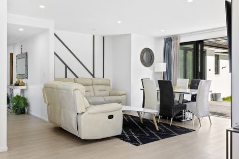 Photo of property in 5 Grandview Lane, Acacia Bay, 3385