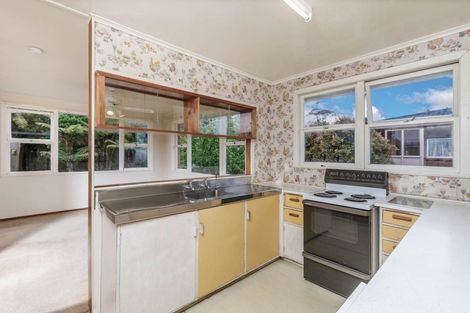 Photo of property in 32 Orchard Road, Waiake, Auckland, 0630