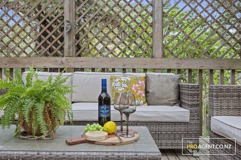 Photo of property in 639 Huia Road, Parau, Auckland, 0604