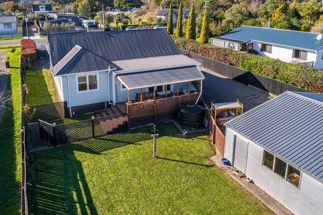 Photo of property in 18 Esther Street, Martinborough, 5711