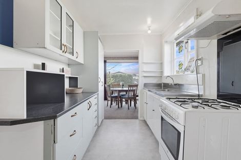 Photo of property in 59 Weston Avenue, Roslyn, Palmerston North, 4414