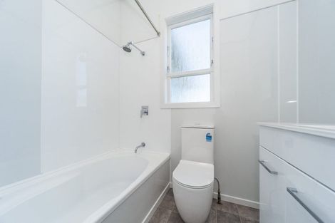 Photo of property in 43 Rotherham Terrace, Miramar, Wellington, 6022