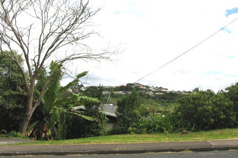 Photo of property in 28 Sylvan Avenue, Northcote, Auckland, 0627