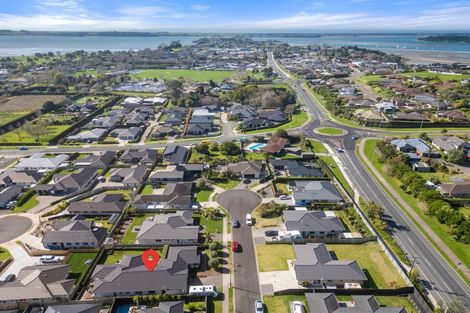 Photo of property in 17 Charlotte Drive, Omokoroa, 3114