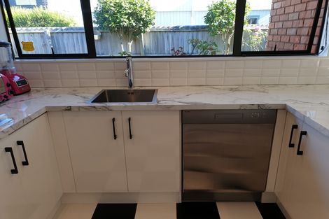 Photo of property in 1/112 Elizabeth Street, Riccarton, Christchurch, 8041