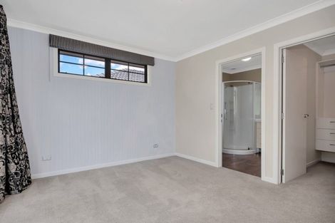 Photo of property in 1 Tarn Close, Pyes Pa, Tauranga, 3112