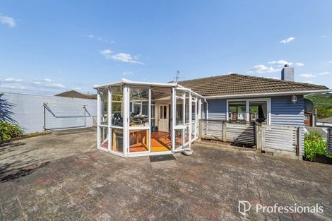 Photo of property in 9 Peel Place, Wainuiomata, Lower Hutt, 5014
