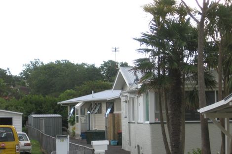 Photo of property in 30 Newcastle Terrace, Mount Albert, Auckland, 1025