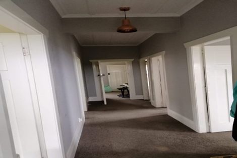 Photo of property in 13 Huapai Street, Onehunga, Auckland, 1061