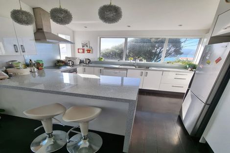 Photo of property in 105 View Road, Houghton Bay, Wellington, 6023