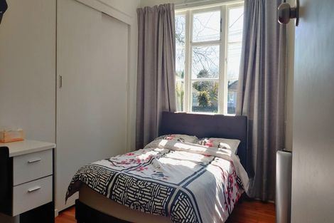 Photo of property in 82 Alfred Street, Fairfield, Hamilton, 3214