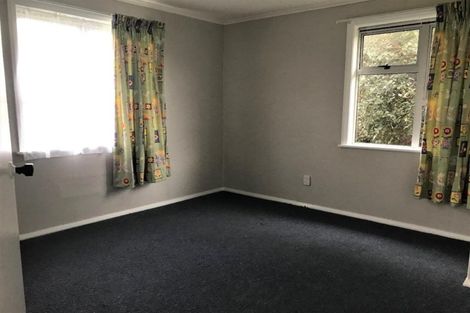 Photo of property in 58 Omata Road, Marfell, New Plymouth, 4310