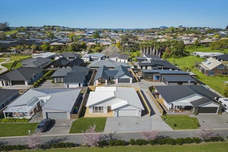 Photo of property in 6 Grove Lane, Omokoroa, 3114