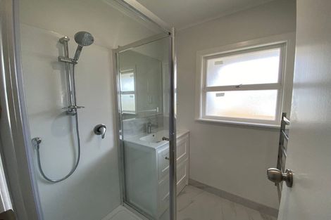 Photo of property in 2/59 Shakespeare Road, Milford, Auckland, 0620