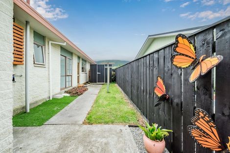Photo of property in 2b Tawa Street, Waikanae, 5036