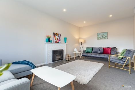 Photo of property in 43 Seddon Street, Wallaceville, Upper Hutt, 5018