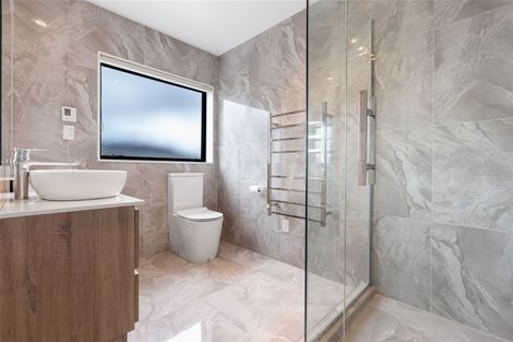 Photo of property in 25b Arrowsmith Drive, Flat Bush, Auckland, 2019