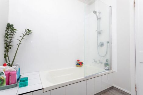 Photo of property in 33 Tennyson Street, Dannevirke, 4930