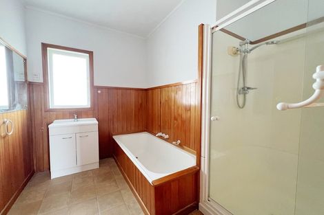 Photo of property in 320 Cobham Drive, Hillcrest, Hamilton, 3216