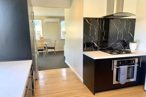 Photo of property in 154 Marine Parade, New Brighton, Christchurch, 8083