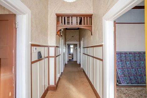 Photo of property in 36 Mcphee Street, Dannevirke, 4930