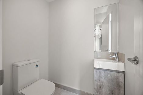 Photo of property in 4 Meritage Lane, Te Atatu South, Auckland, 0610