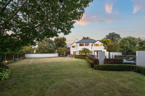 Photo of property in 3 Lewisham Park, St Albans, Christchurch, 8052