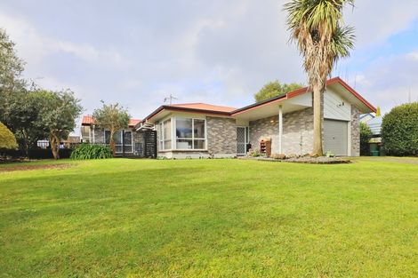 Photo of property in 6 Azimuth Place, Flagstaff, Hamilton, 3210