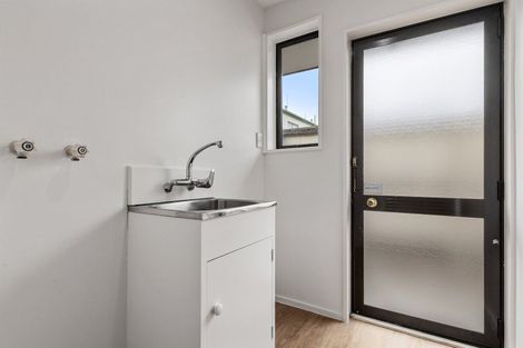 Photo of property in 1/3 Thornhill Place, Sockburn, Christchurch, 8042