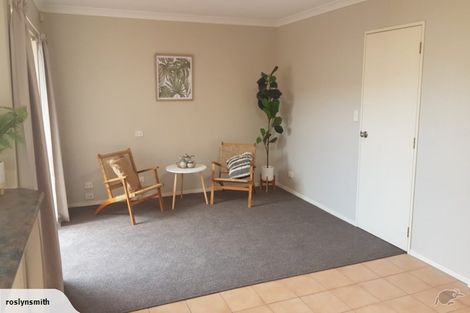Photo of property in 16 Rathmar Drive, Manurewa, Auckland, 2105