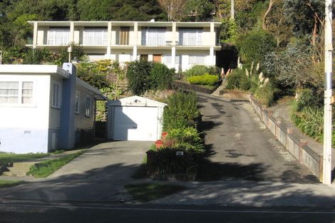 Photo of property in 85 Stokes Valley Road, Stokes Valley, Lower Hutt, 5019