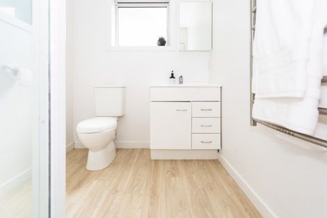 Photo of property in 12 Remuera Avenue, Cashmere, Christchurch, 8022