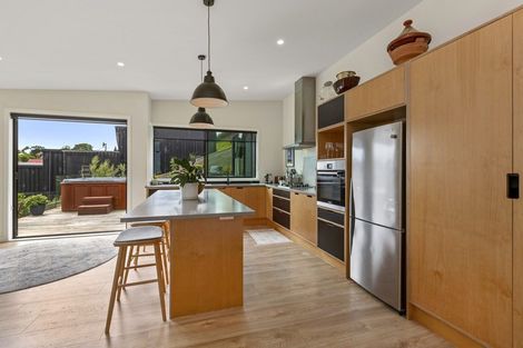 Photo of property in 36 Robertson Street, Raglan, 3225