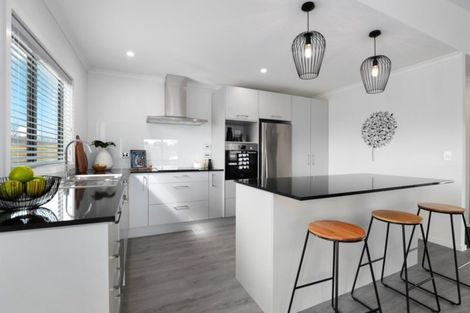 Photo of property in 4 Syrah Grove, Te Kauwhata, 3710