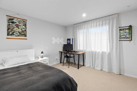 Photo of property in 11 Centre Crescent, Wanaka, 9305