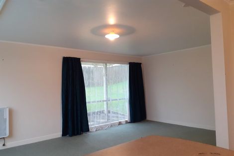 Photo of property in 5 Whiteley Street, Moturoa, New Plymouth, 4310