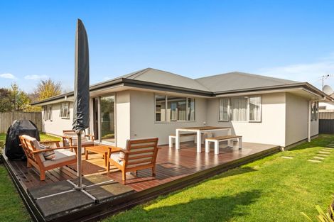 Photo of property in 47 Kendall View, Stoke, Nelson, 7011