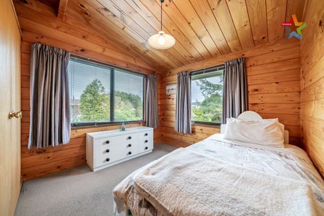 Photo of property in 3 Seymour Grove, Kingsley Heights, Upper Hutt, 5018