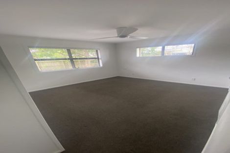 Photo of property in 2/43 Vivian Wilson Drive, Eastern Beach, Auckland, 2012