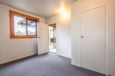 Photo of property in 20 Ward Street, Raetihi, 4632