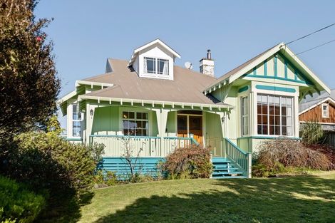 Photo of property in 21 Barrett Street, Westown, New Plymouth, 4310