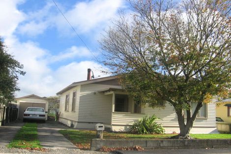 Photo of property in 86 Lyndhurst Street, Takaro, Palmerston North, 4412