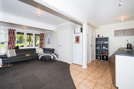 Photo of property in 12 Mildon Road, Waitakere, Auckland, 0782