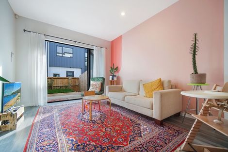 Photo of property in 9/22 Ryburn Road, Mount Wellington, Auckland, 1062