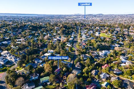 Photo of property in 42 Atkinson Road, Titirangi, Auckland, 0604