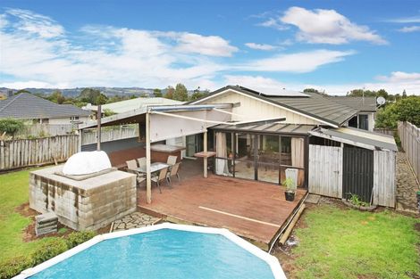 Photo of property in 17 Orchard Rise, Rosehill, Papakura, 2113